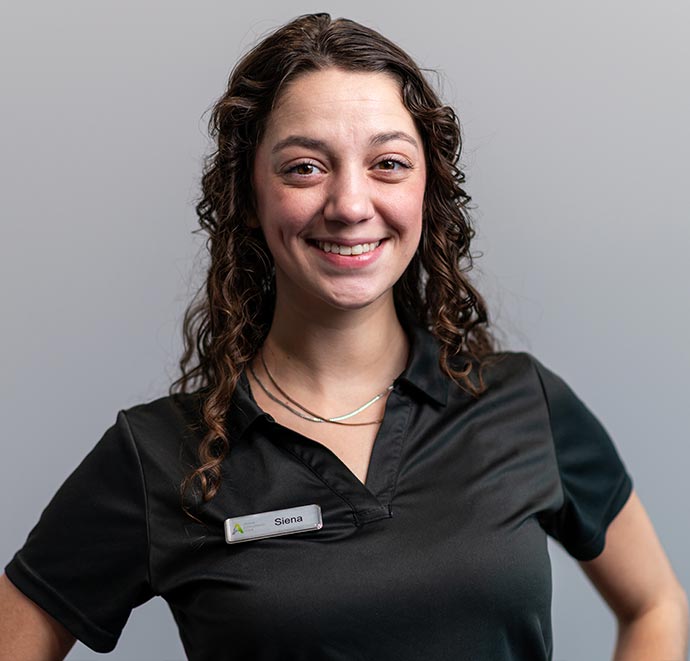 Siena, auto accident chiropractor in Commack