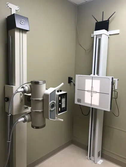 auto accident chiropractor examination in Commack