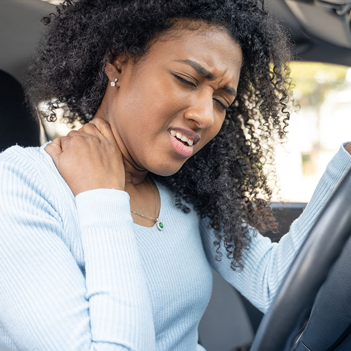 auto accident injury treatment in Commack for neck pain
